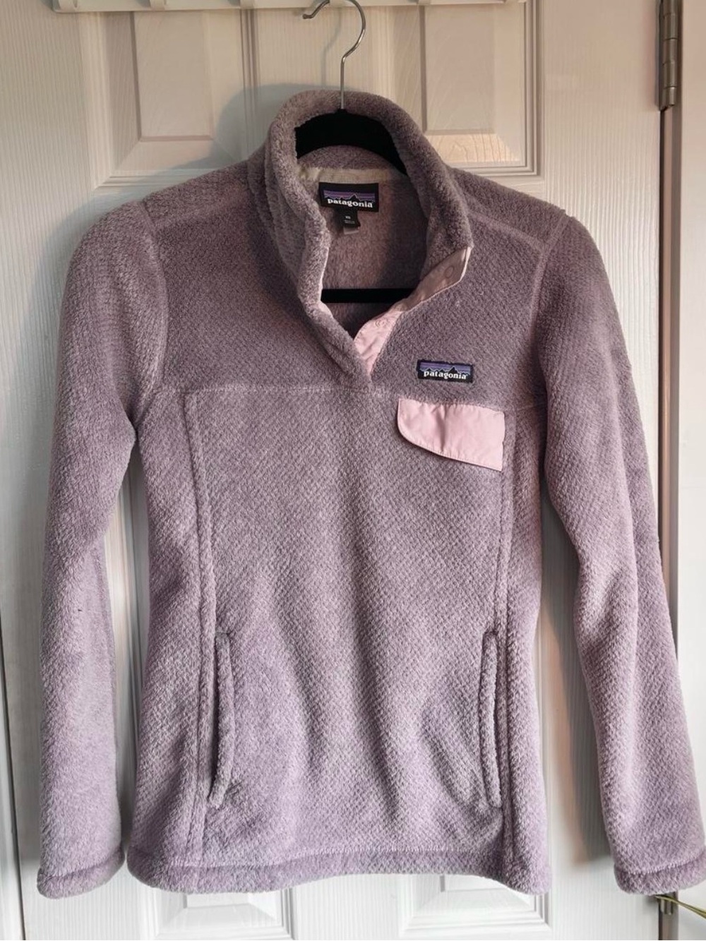 Patagonia Lavender Fleece Pullover with Pink Chest Pocket